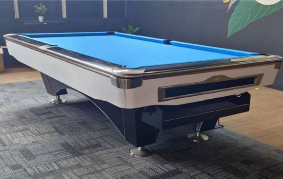 Drake Billiards The Flying V FV008